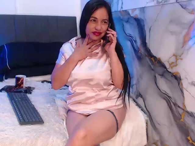 cristalcooper live cam on BongaCams