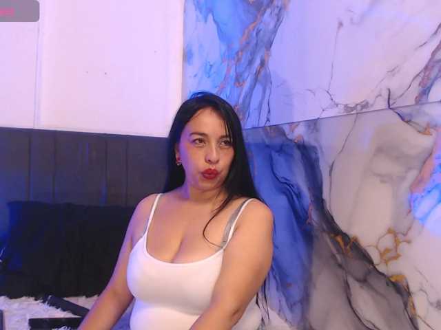 cristalcooper live cam on BongaCams