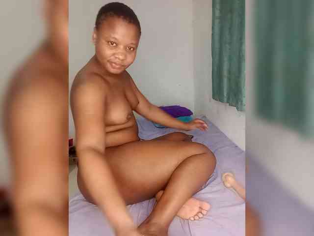 MandyJ webcam