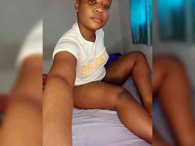MandyJ webcam