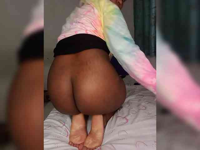 MandyJ webcam