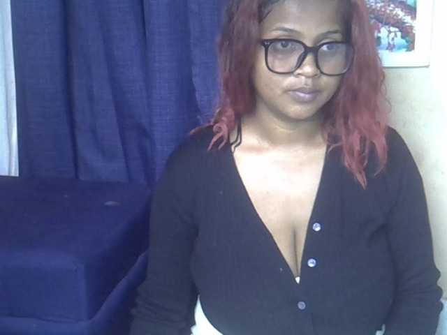 Bellalabelle live cam on BongaCams