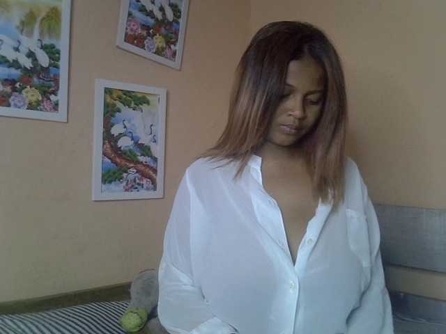 Bellalabelle live cam on BongaCams