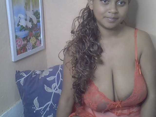 Bellalabelle live cam on BongaCams