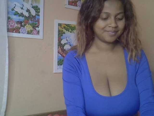 Bellalabelle live cam on BongaCams