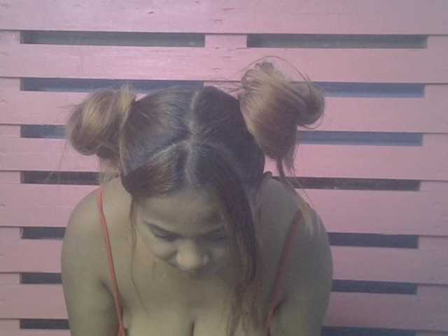Bellalabelle live cam on BongaCams