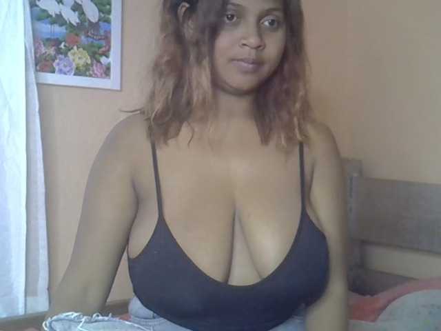 Bellalabelle live cam on BongaCams