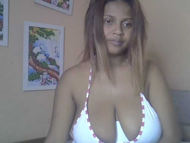 Bellalabelle live cam on BongaCams