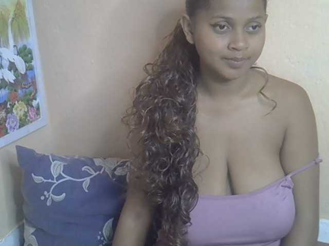 Bellalabelle live webcam show