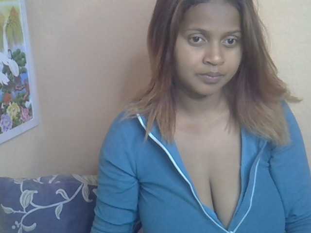 Bellalabelle live webcam show