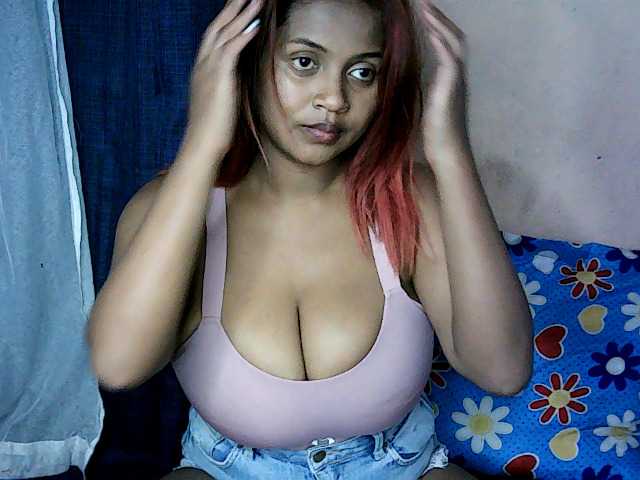 Bellalabelle live cam on BongaCams