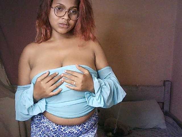 Bellalabelle live cam on BongaCams