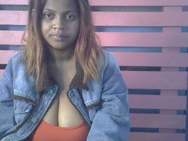 Bellalabelle live cam on BongaCams