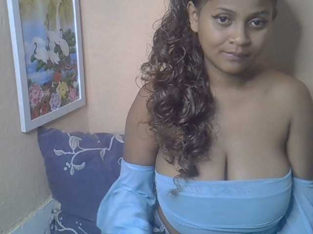 Bellalabelle live cam on BongaCams