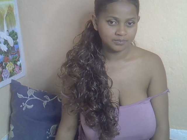 Bellalabelle live webcam show
