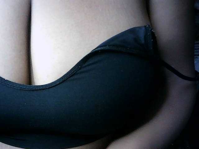 Bellalabelle live cam on BongaCams