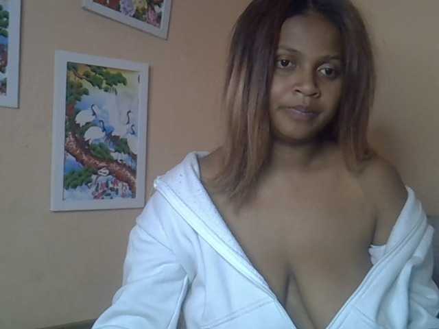 Bellalabelle live cam on BongaCams