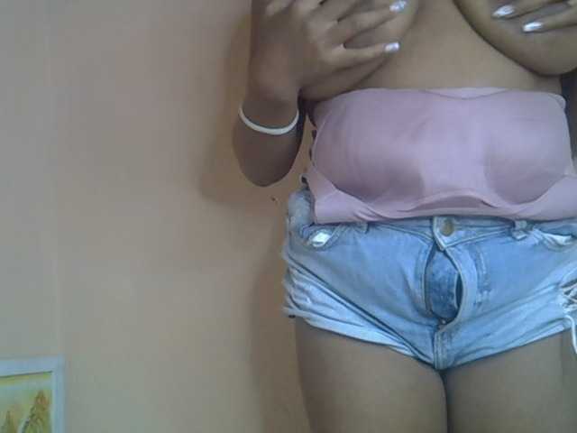 Bellalabelle live webcam show