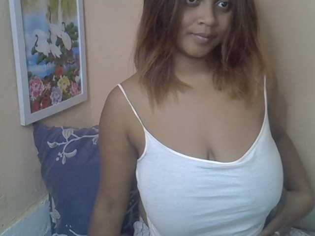 Bellalabelle live cam on BongaCams