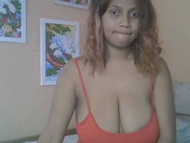 Bellalabelle live cam on BongaCams