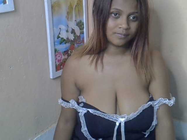 Bellalabelle live cam on BongaCams