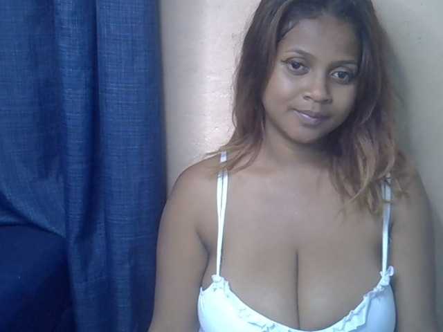Bellalabelle live cam on BongaCams