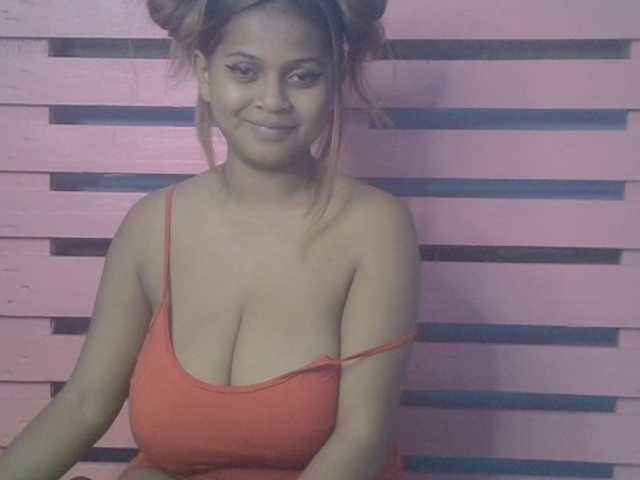 Bellalabelle live cam on BongaCams