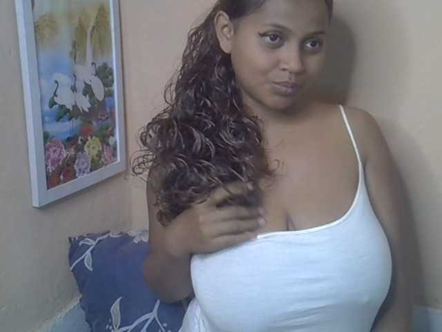 Bellalabelle live webcam show