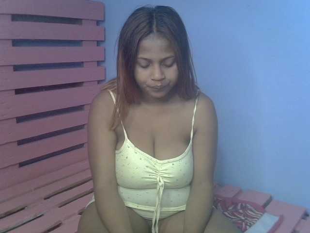 Sex chat gratuit in direct cu Bellalabelle pe BongaCams