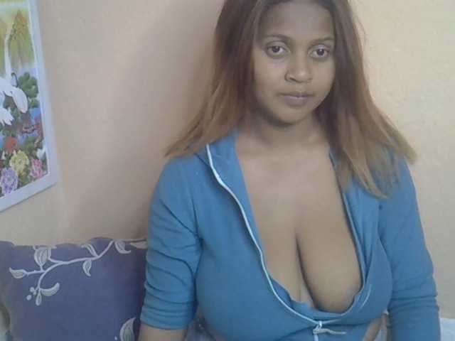 Bellalabelle live webcam show