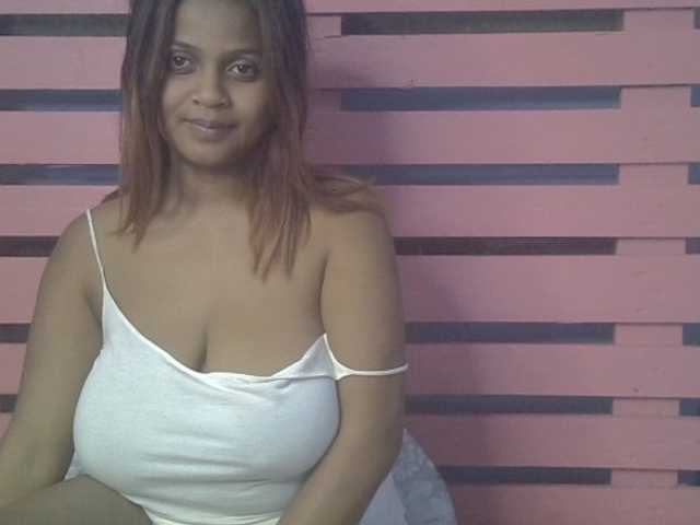 Bellalabelle live cam on BongaCams