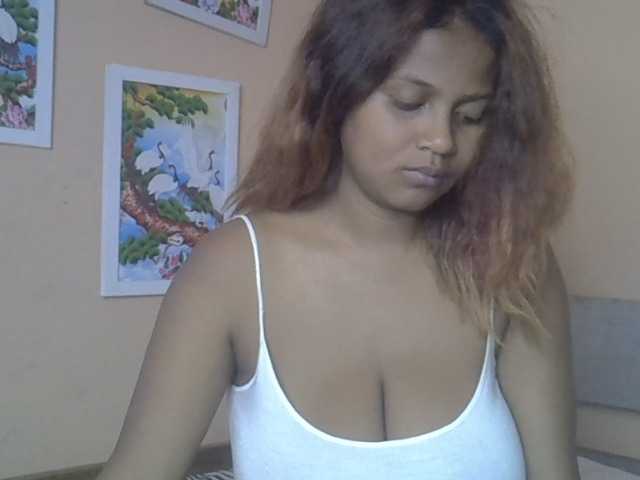 Bellalabelle live cam on BongaCams