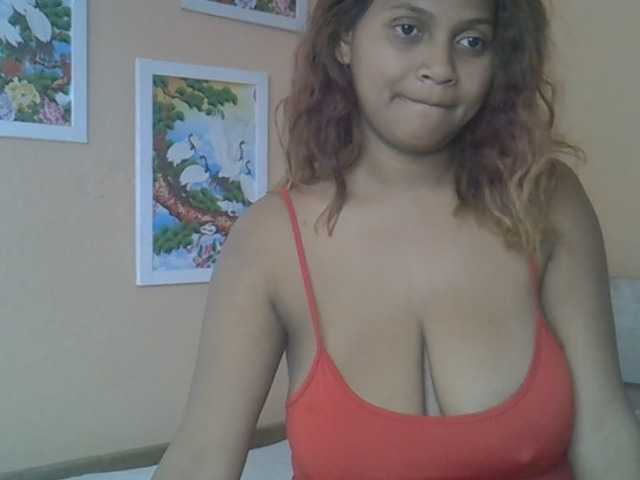 Bellalabelle live cam on BongaCams