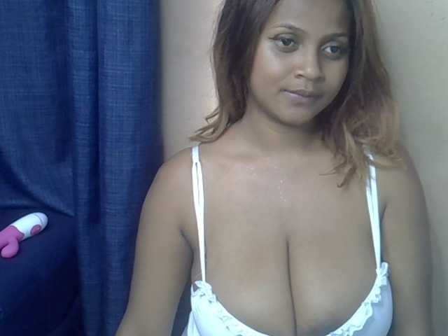 Bellalabelle live cam on BongaCams