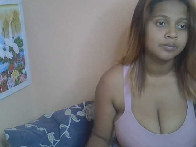 Bellalabelle live webcam show
