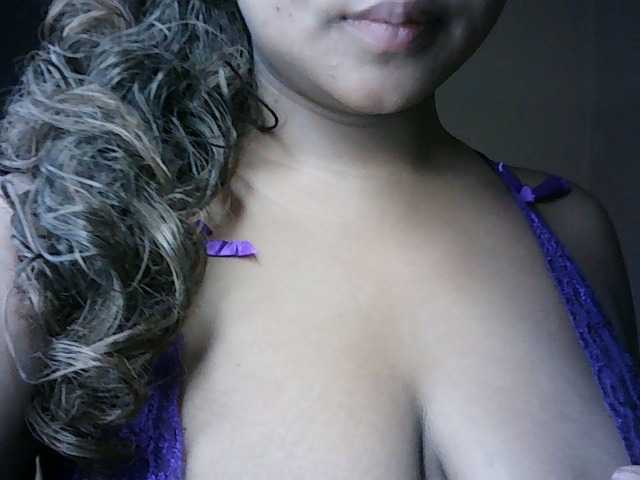 Bellalabelle live cam on BongaCams