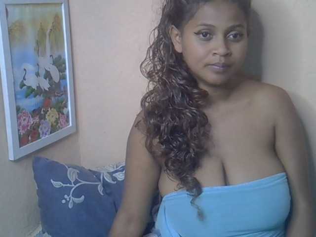 Bellalabelle live cam on BongaCams