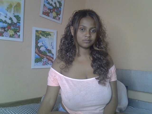 Bellalabelle live cam on BongaCams