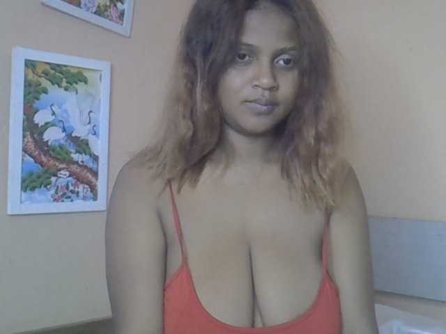 Bellalabelle live cam on BongaCams