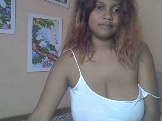 Bellalabelle live cam on BongaCams