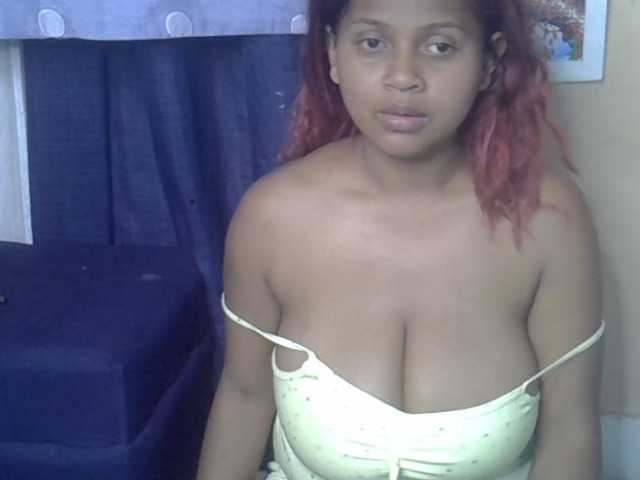 Bellalabelle live cam on BongaCams