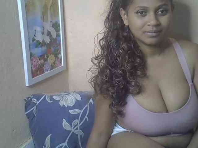 Bellalabelle webcam