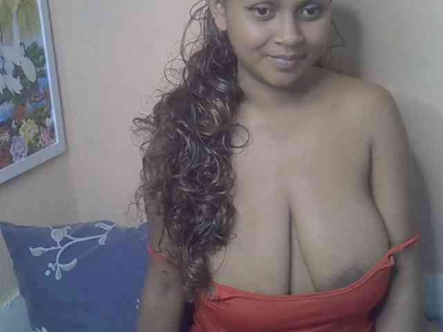 Bellalabelle webcam