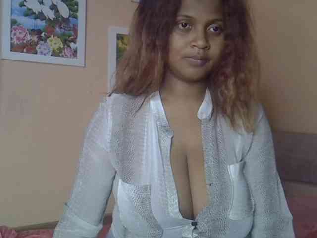 Bellalabelle webcam