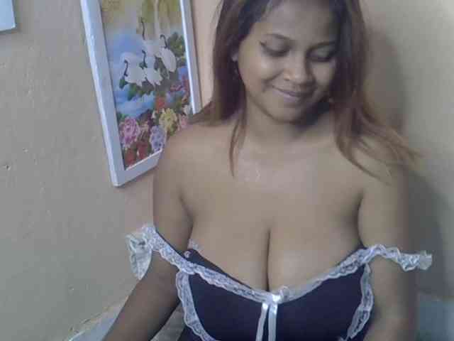 Bellalabelle webcam