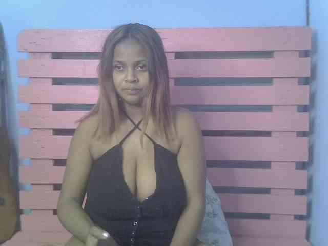 Bellalabelle webcam