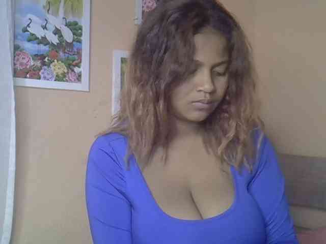Bellalabelle webcam