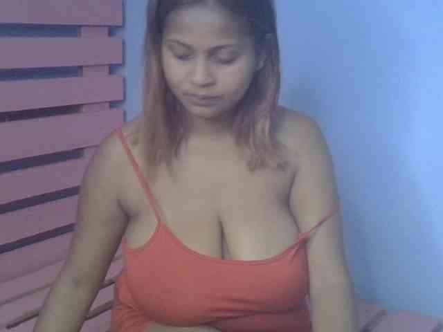 Bellalabelle webcam