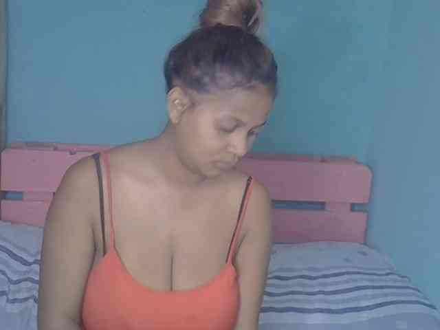 Bellalabelle webcam