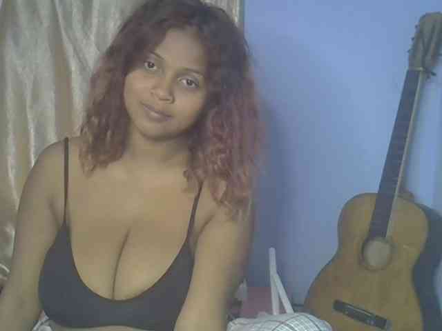 Bellalabelle webcam